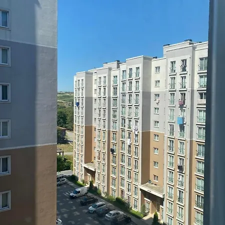 Private In Flat And Quit Place *